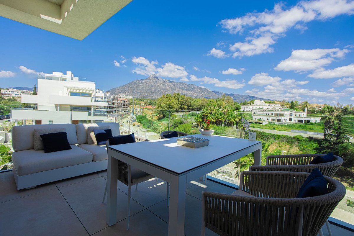 3 Bed Penthouse Duplex in Puerto Banús