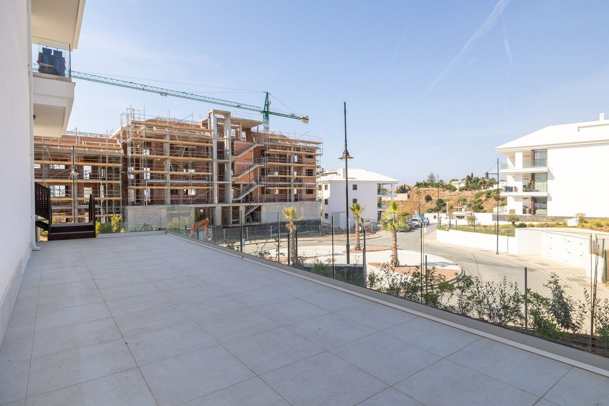 3 Bed Ground Floor Apartment in Higueron