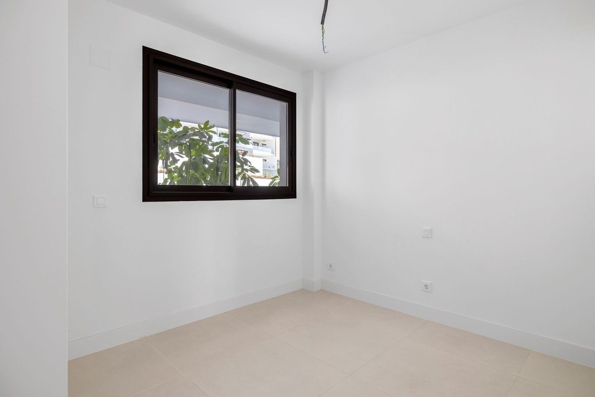 3 Bed Ground Floor Apartment in Higueron