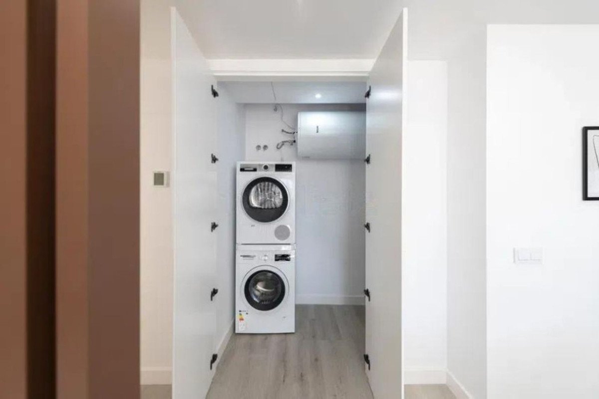 3 Bed Middle Floor Apartment in Puerto Banús
