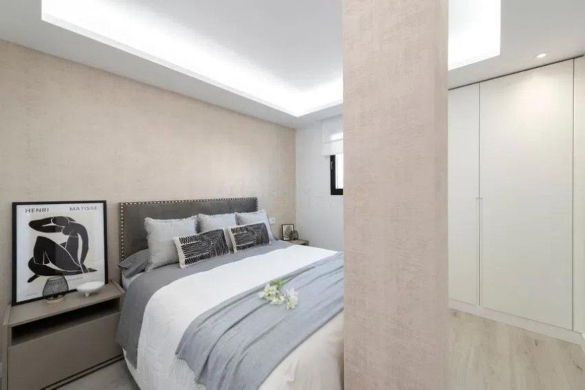 3 Bed Middle Floor Apartment in Puerto Banús