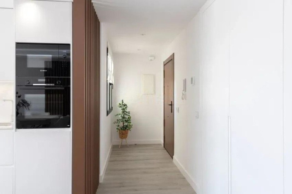 3 Bed Middle Floor Apartment in Puerto Banús
