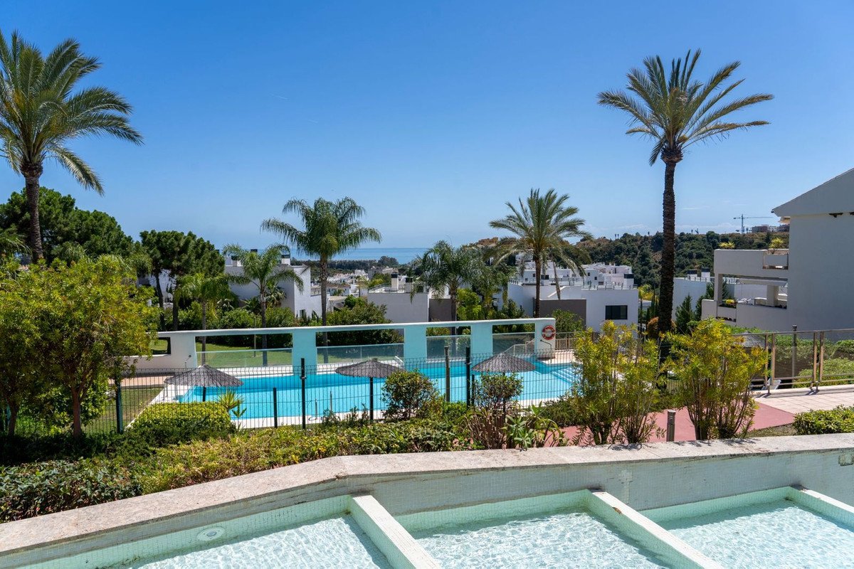 3 Bed Ground Floor Apartment in Estepona