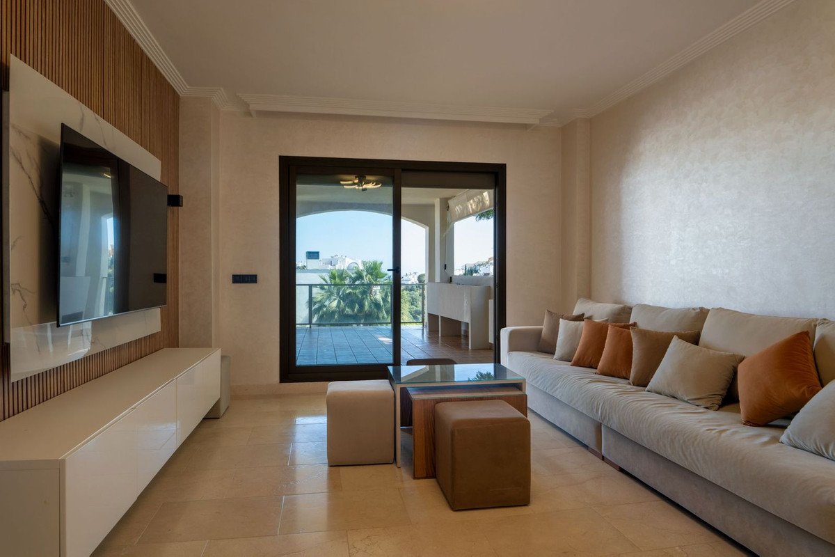 3 Bed Ground Floor Apartment in Estepona