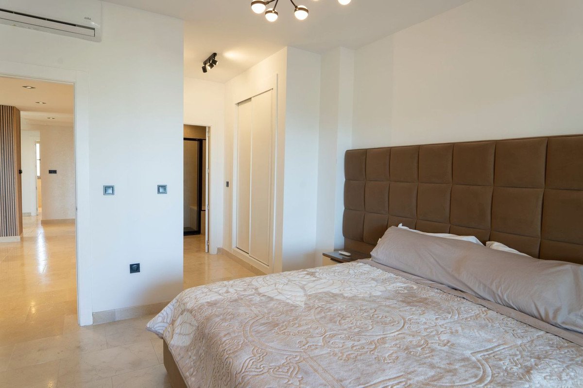 3 Bed Ground Floor Apartment in Estepona