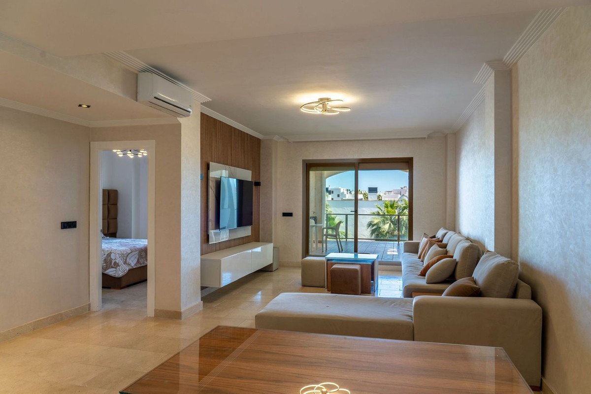 3 Bed Ground Floor Apartment in Estepona