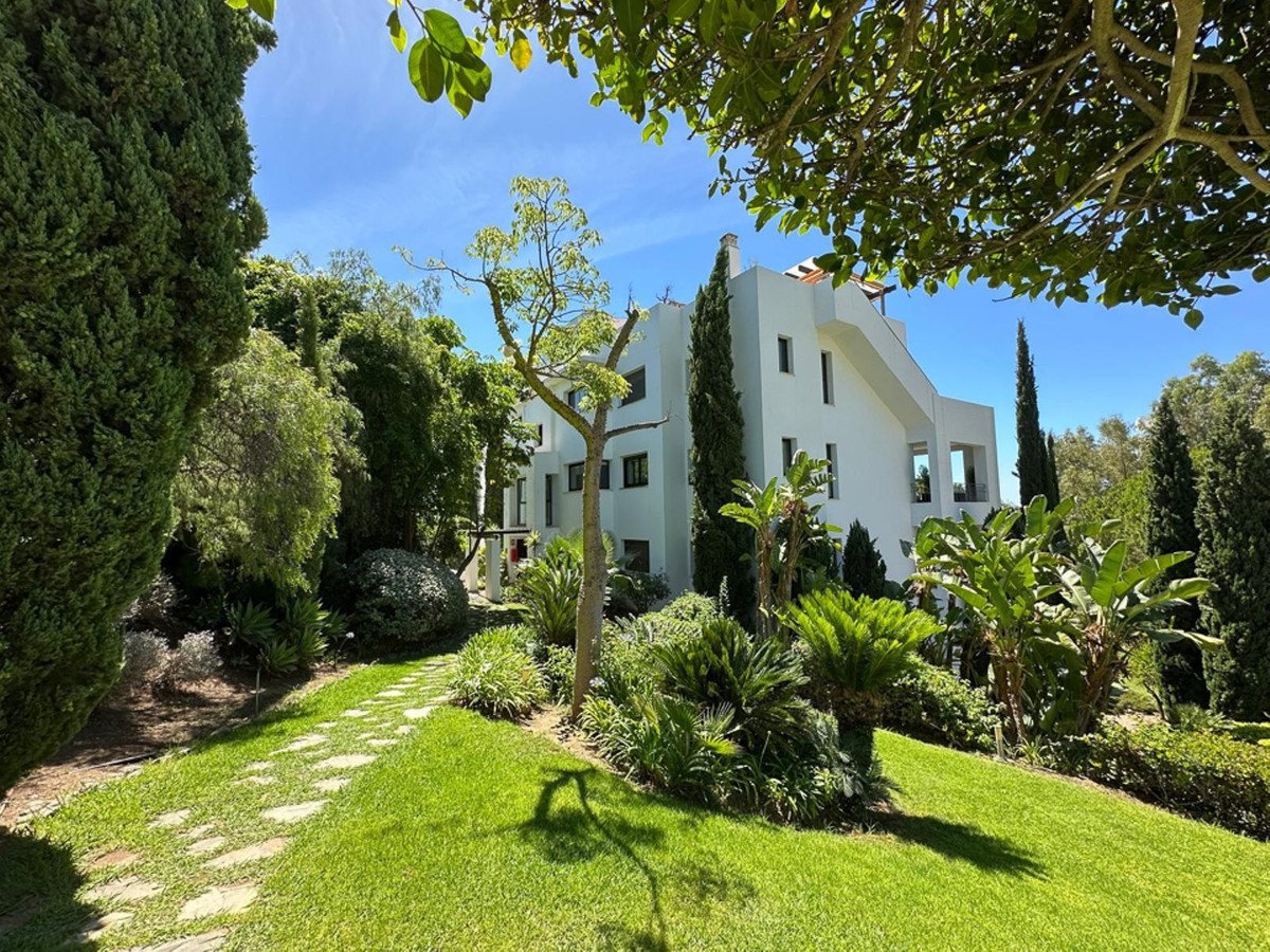 3 Bed Middle Floor Apartment in La Quinta