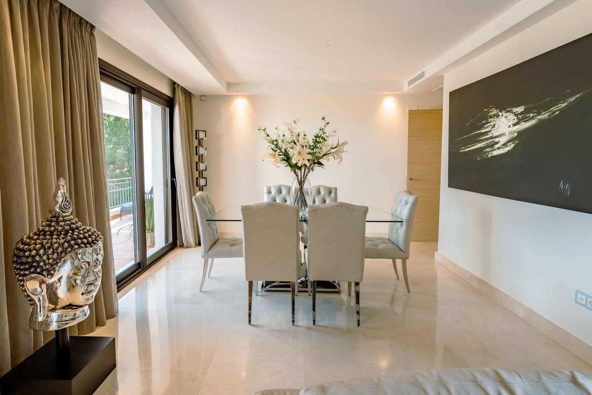 3 Bed Middle Floor Apartment in La Quinta