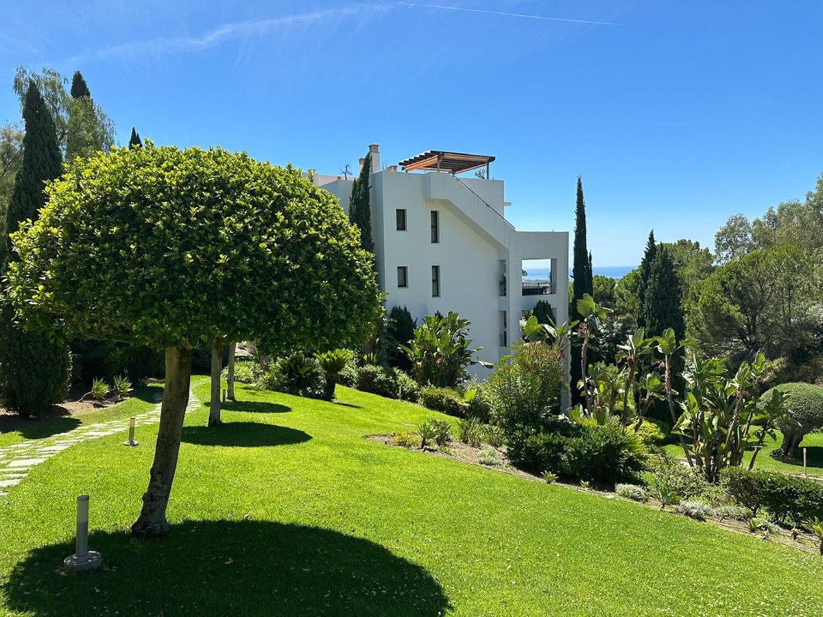 3 Bed Middle Floor Apartment in La Quinta