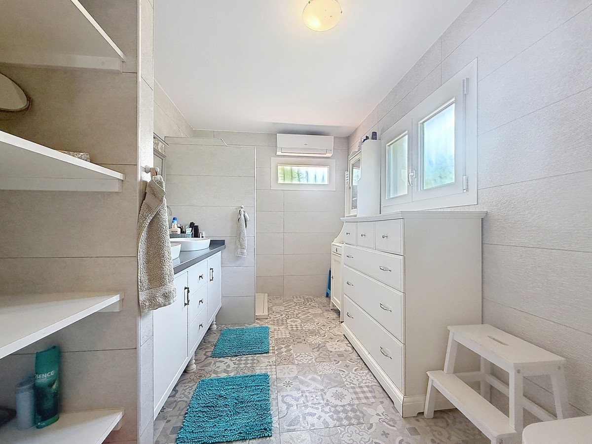 3 Bed Detached Villa in Manilva