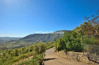 5 Bed Detached Villa in Zahara de la Sierra