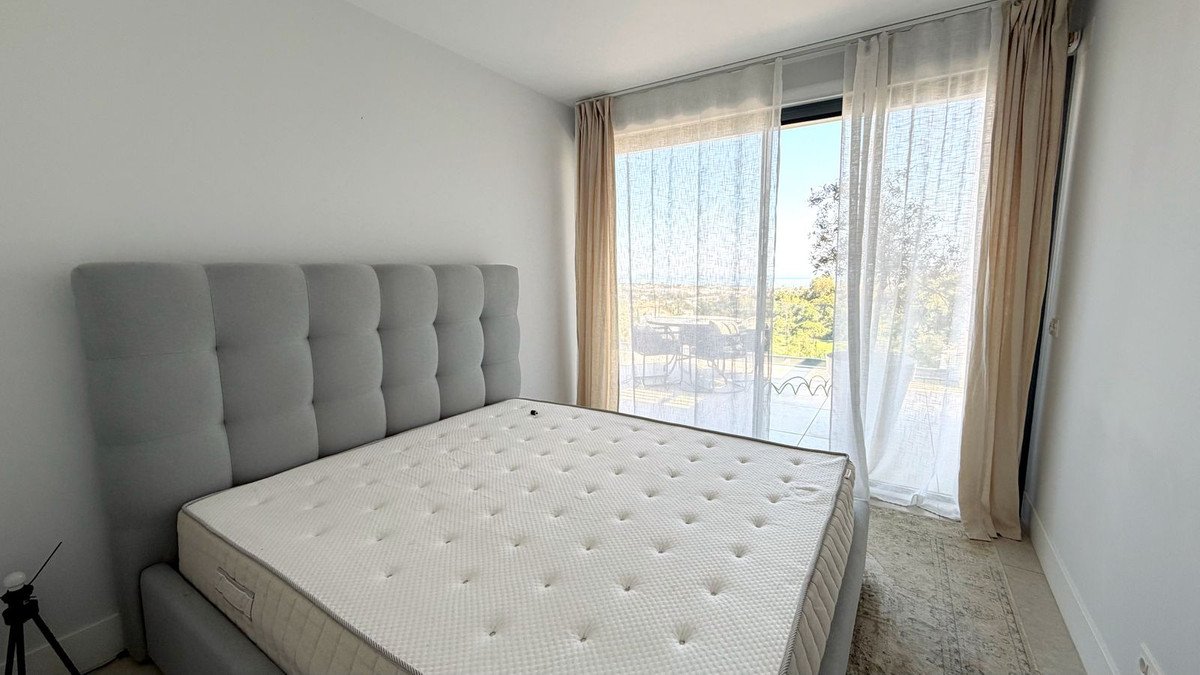 2 Bed Middle Floor Apartment in La Quinta