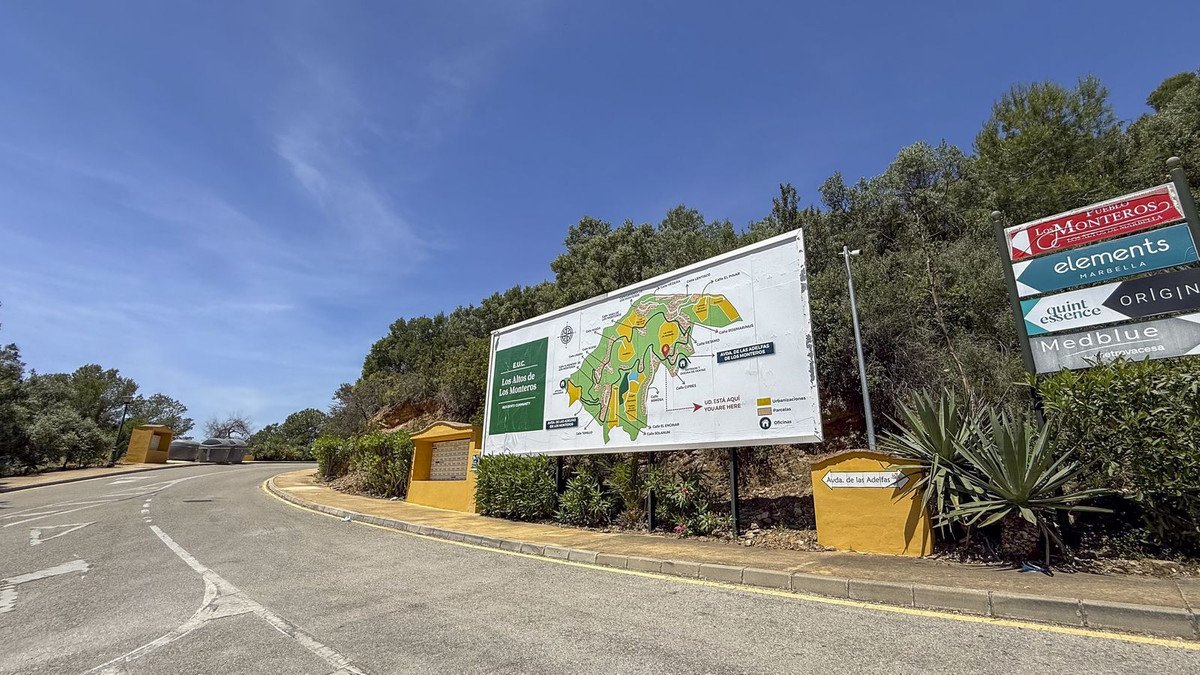 3 Bed Penthouse in Altos de los Monteros