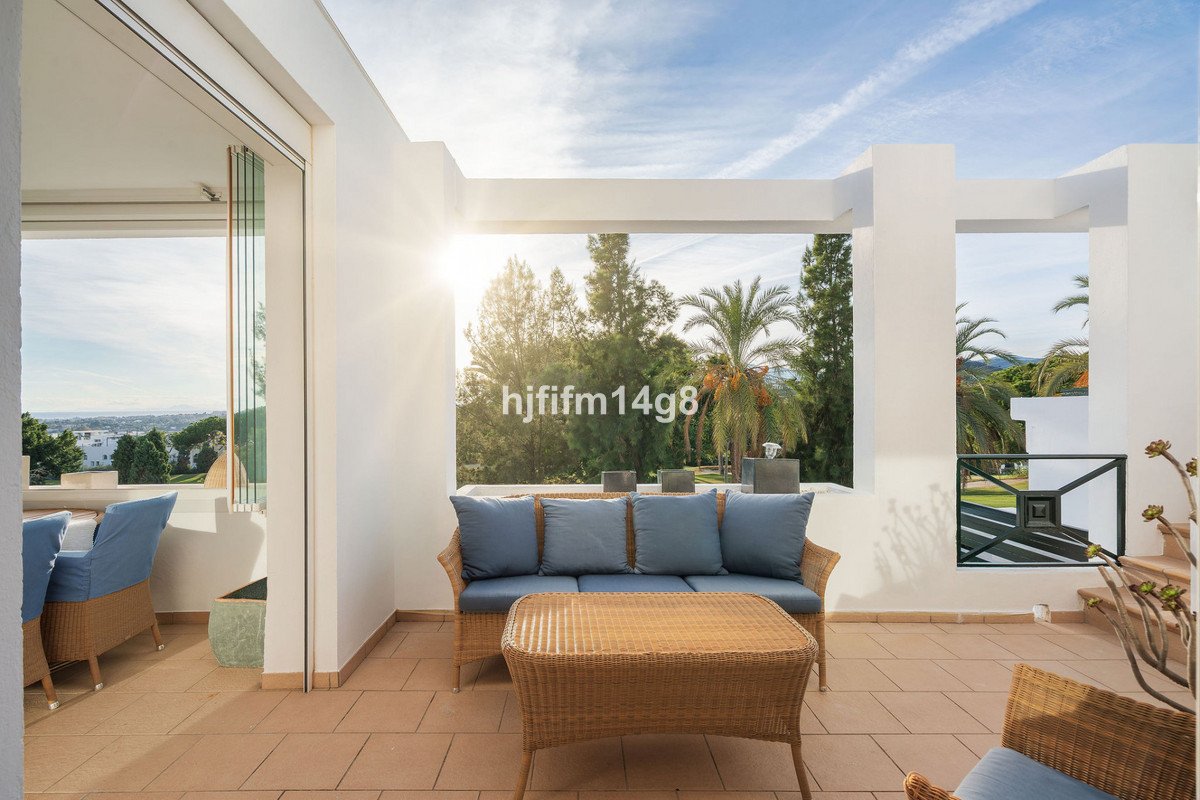 3 Bed Penthouse Duplex in La Quinta
