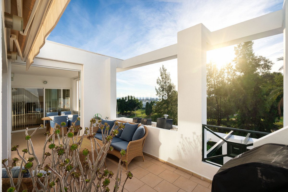 3 Bed Penthouse Duplex in La Quinta