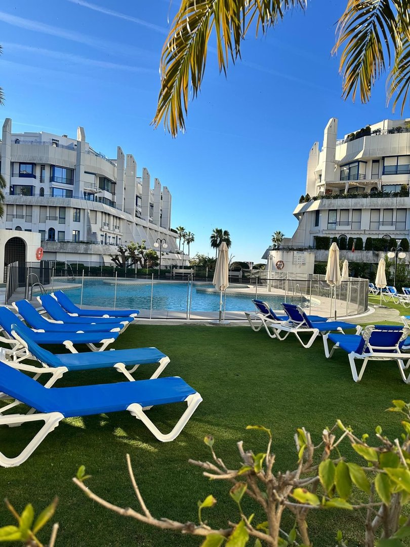 3 Bed Middle Floor Apartment in Marbella