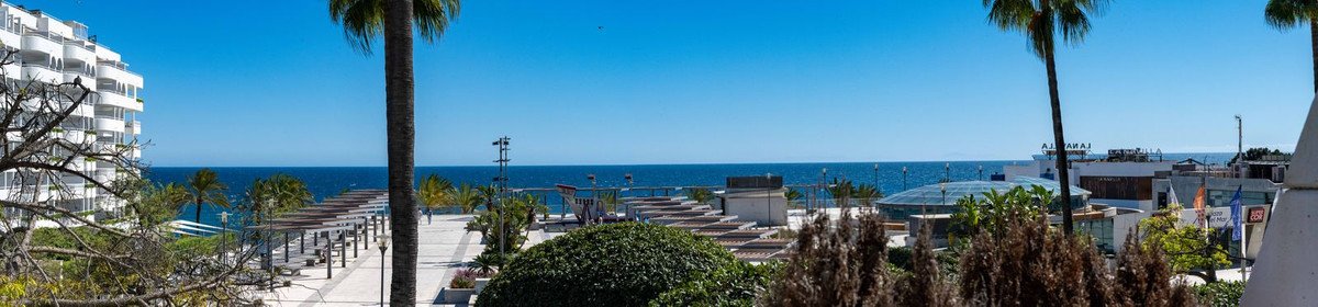 3 Bed Middle Floor Apartment in Marbella