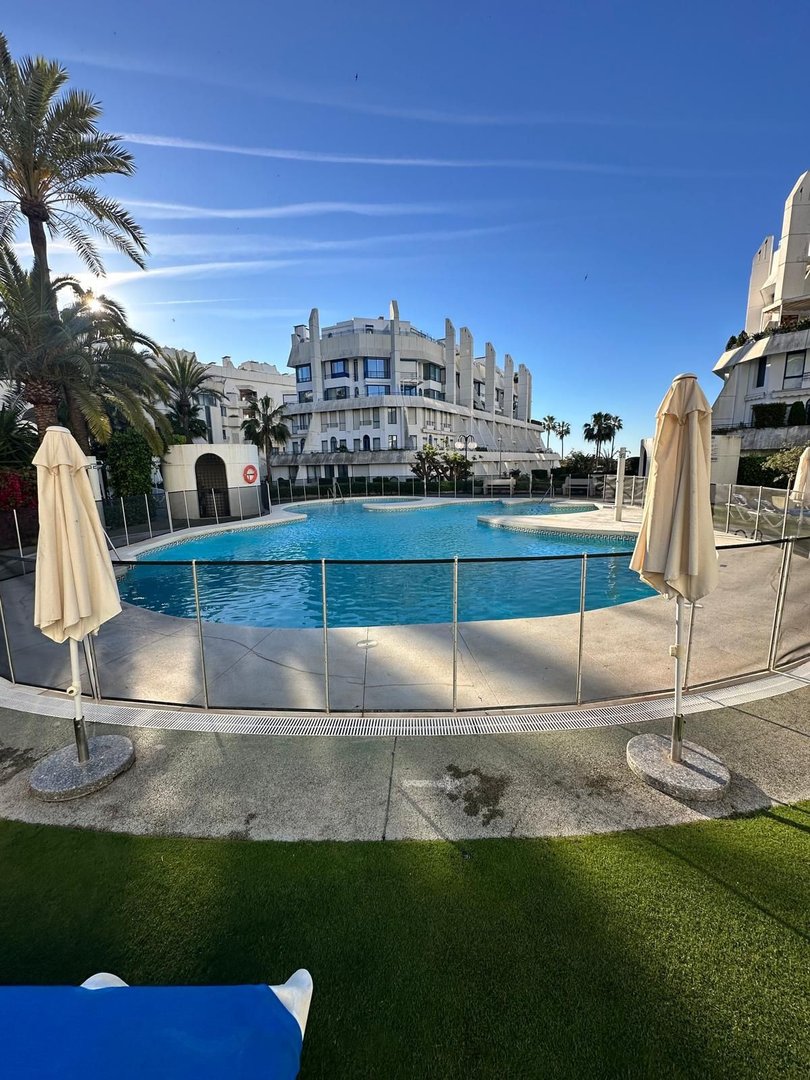 3 Bed Middle Floor Apartment in Marbella