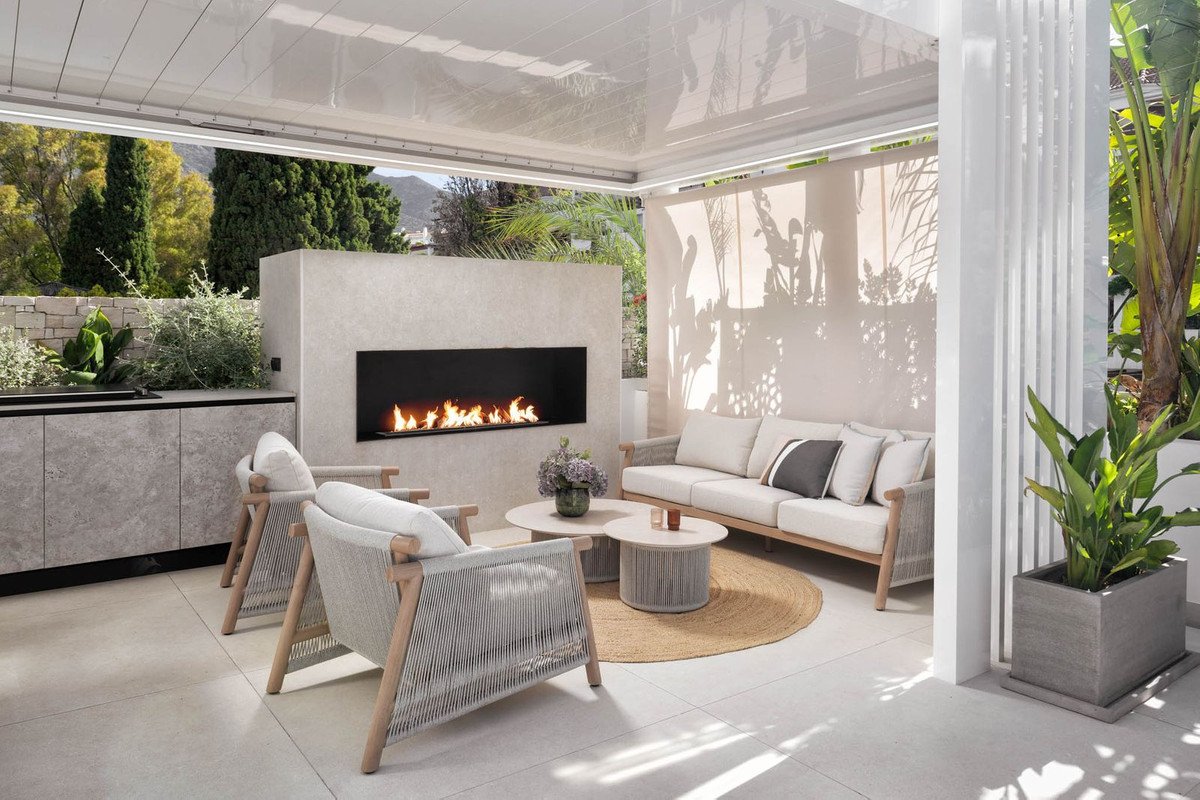 4 Bed Penthouse in The Golden Mile