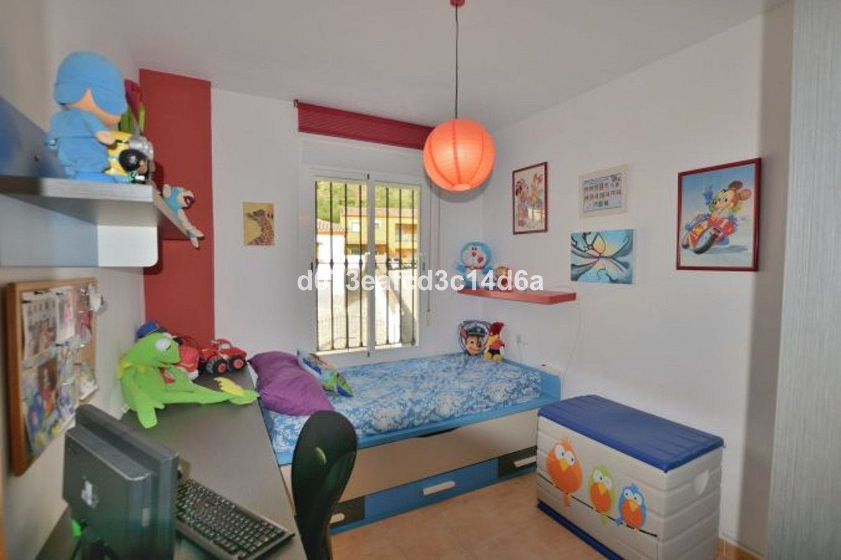 3 Bed Townhouse in Benaoján