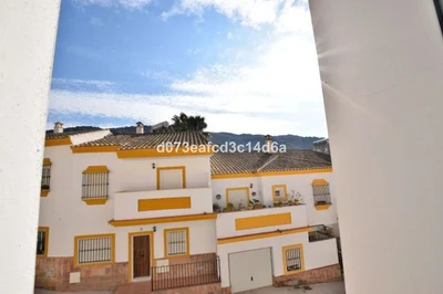 3 Bed Townhouse in Benaoján