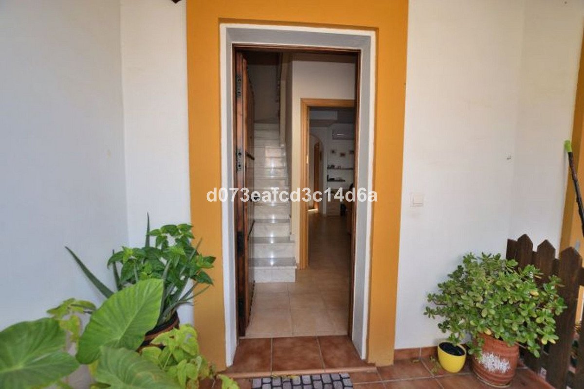 3 Bed Townhouse in Benaoján