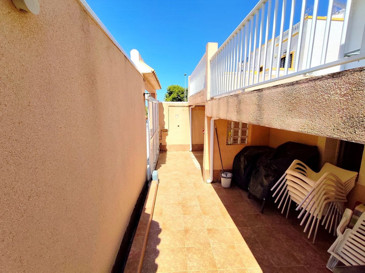 6 Bed Townhouse in Los Altos