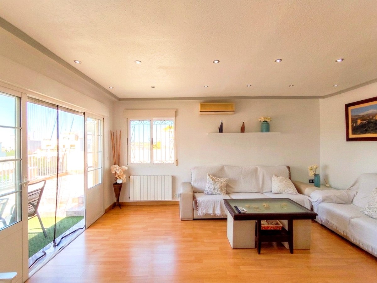 6 Bed Townhouse in Los Altos