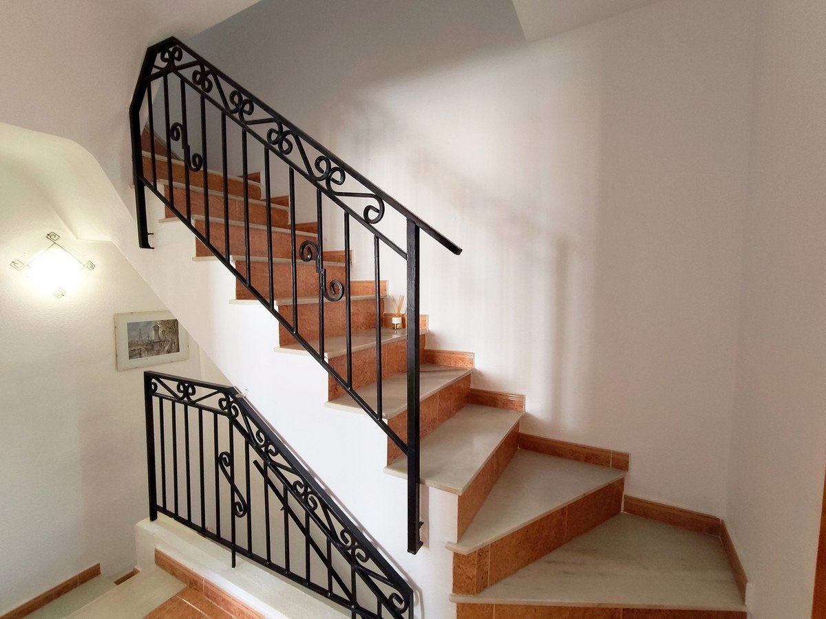 6 Bed Townhouse in Los Altos