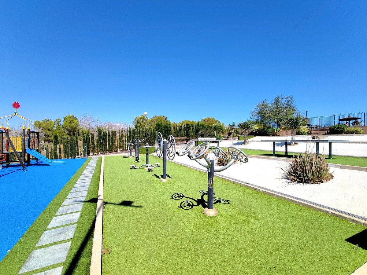 6 Bed Townhouse in Los Altos