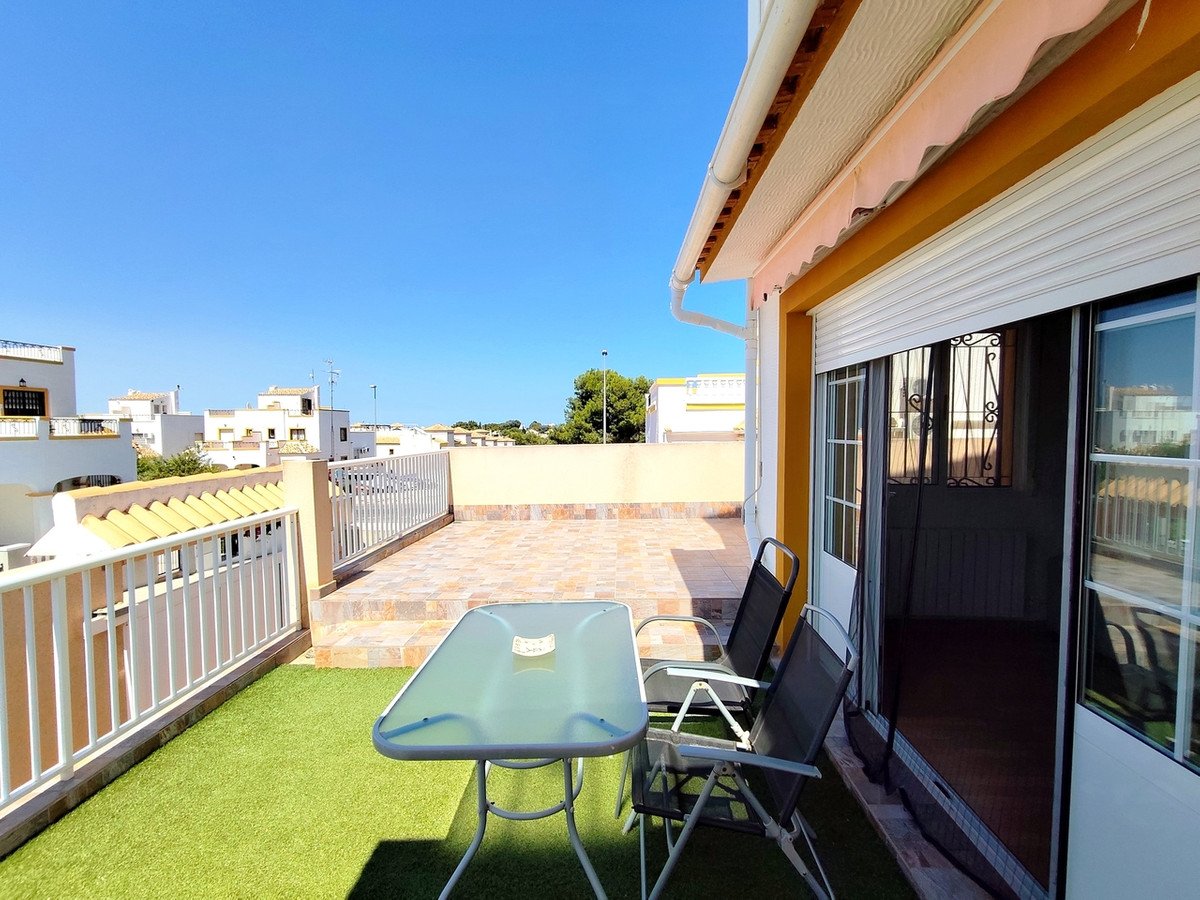 6 Bed Townhouse in Los Altos