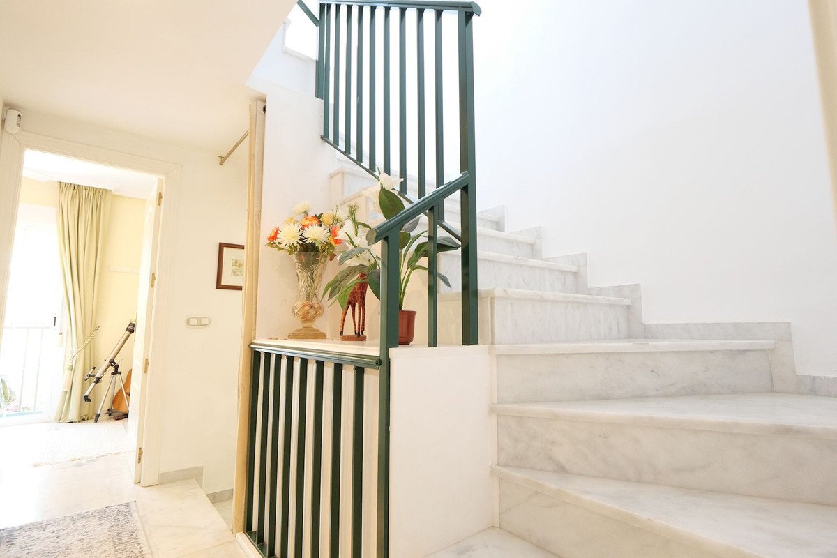 2 Bed Semi-Detached House in Cabopino
