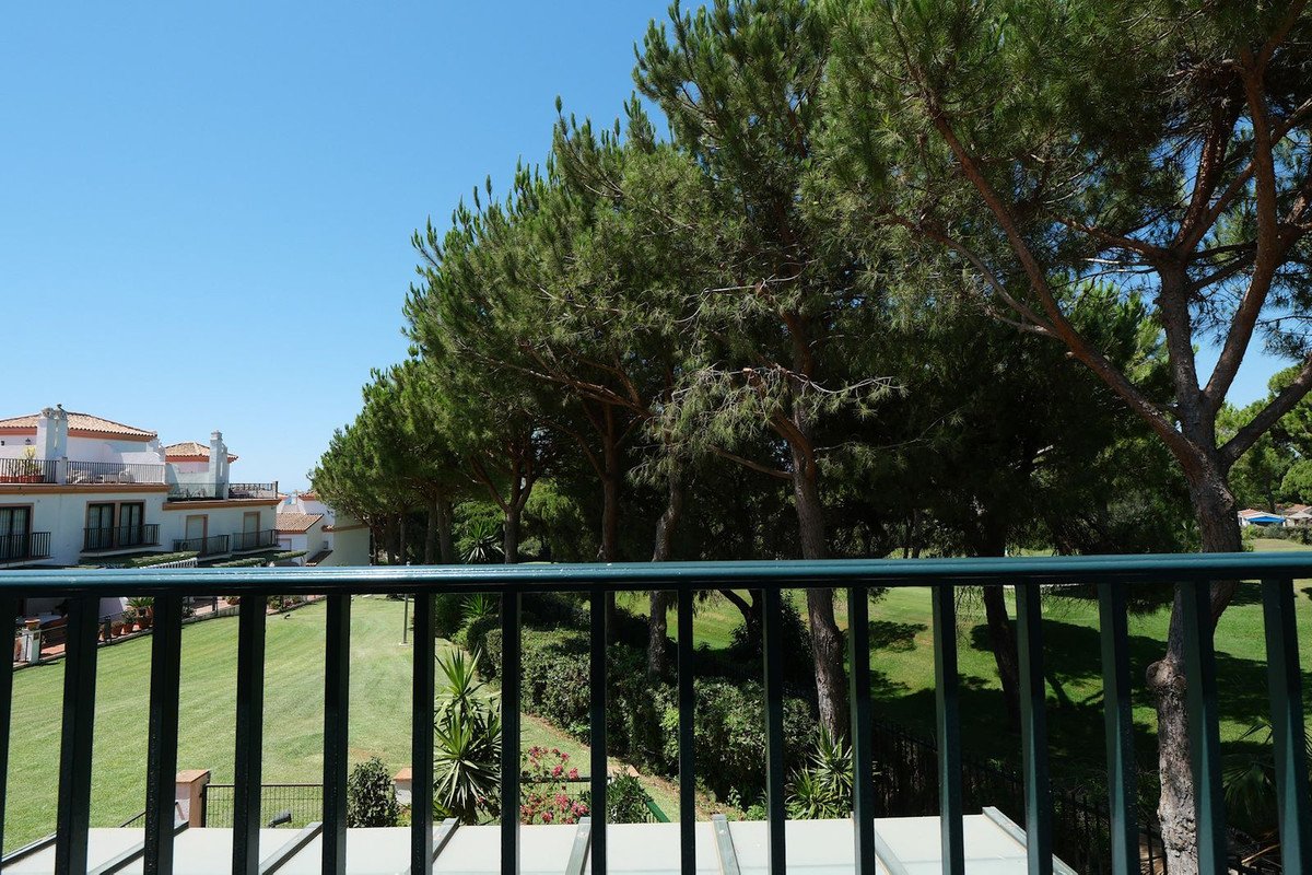 2 Bed Semi-Detached House in Cabopino