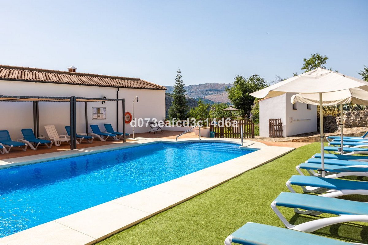Commercial in Montejaque