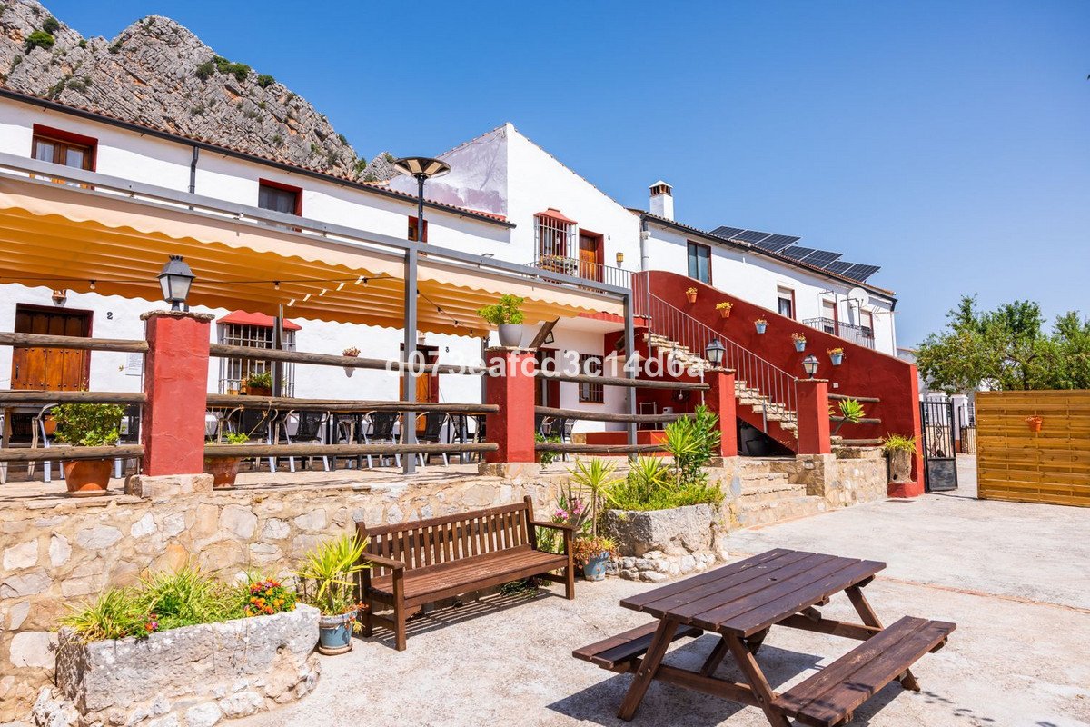 Commercial in Montejaque