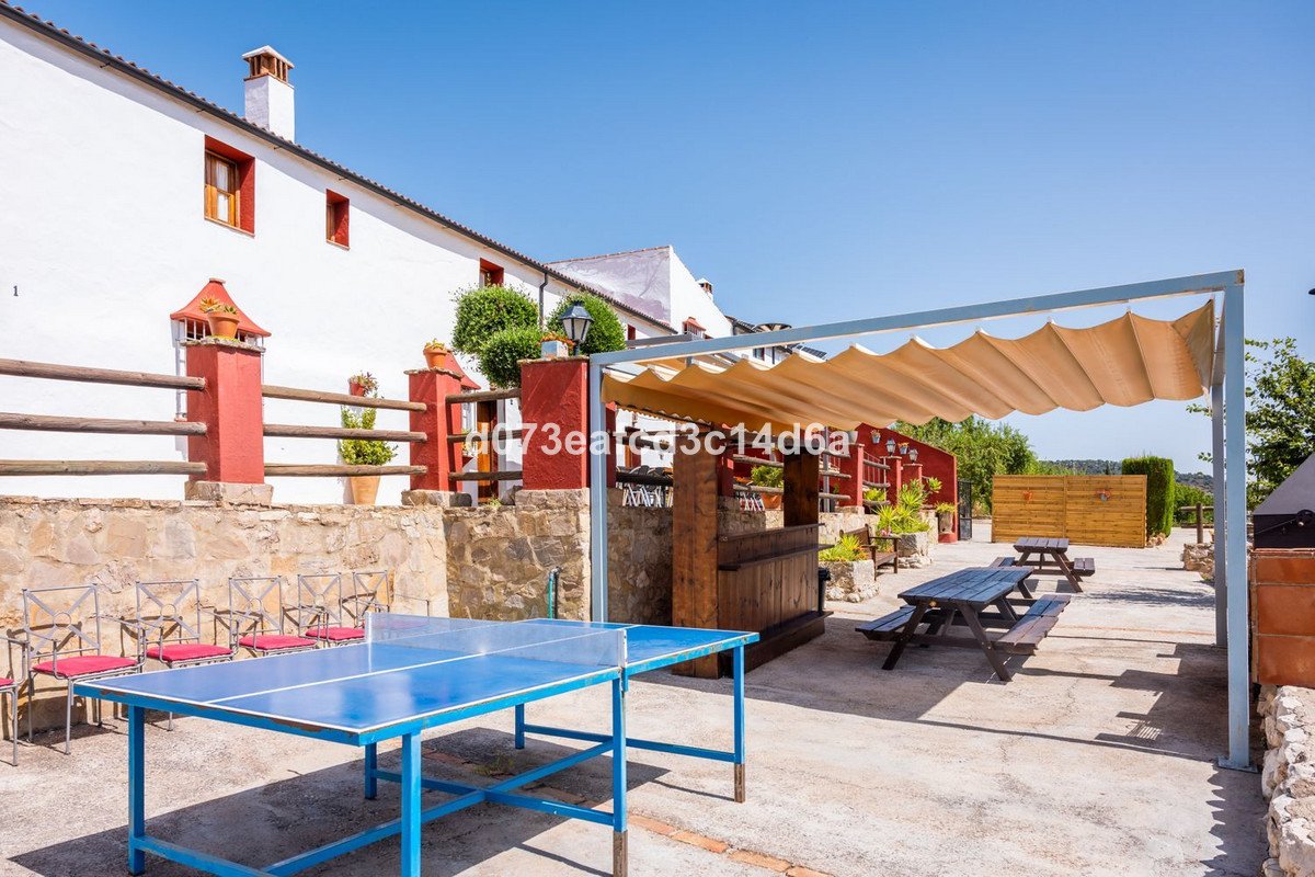 Commercial in Montejaque