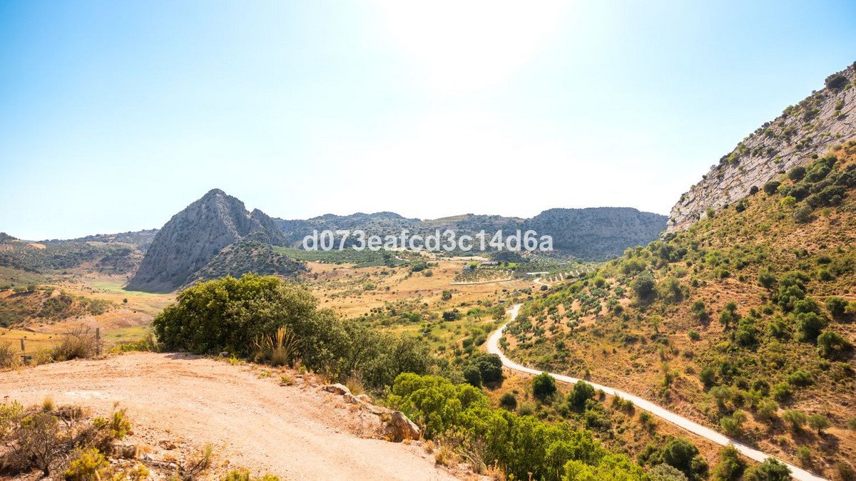 Commercial in Montejaque