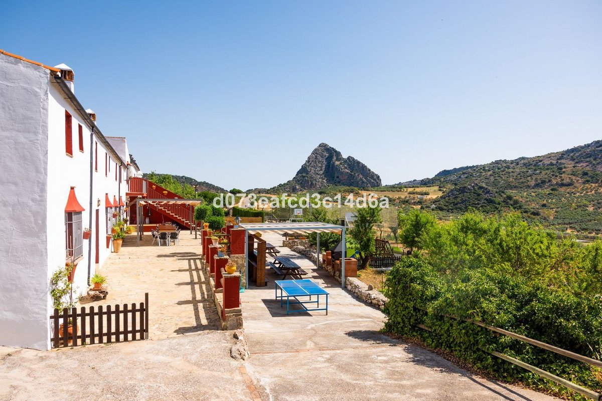 Commercial in Montejaque