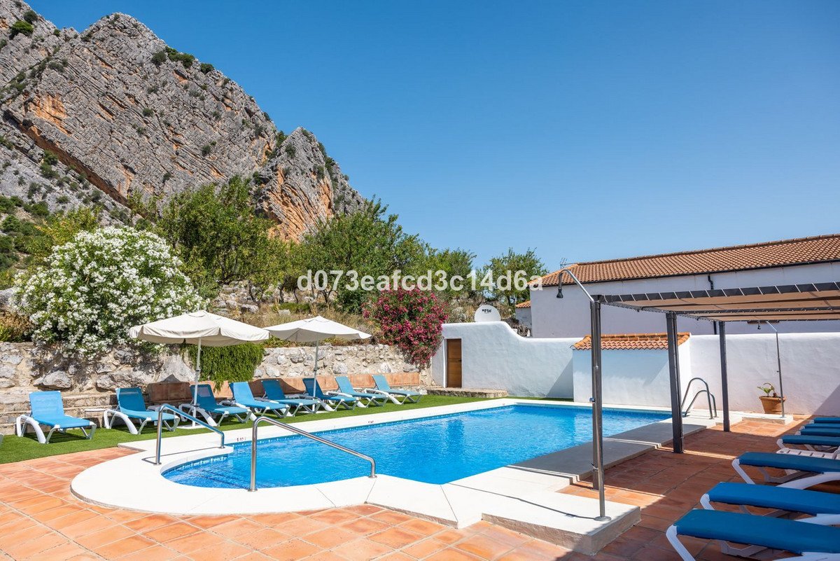 Commercial in Montejaque