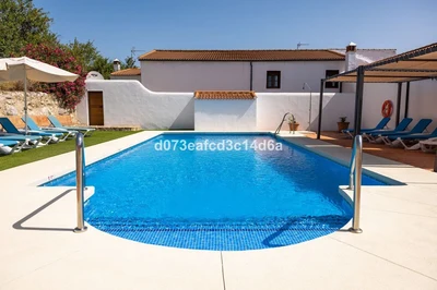 Commercial in Montejaque