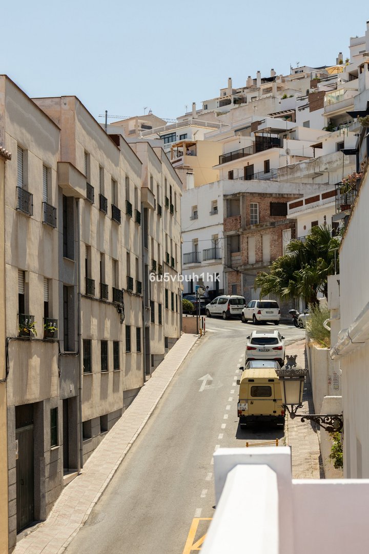4 Bed Townhouse in La Herradura