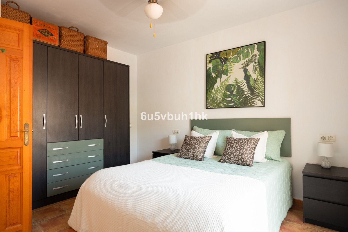 4 Bed Townhouse in La Herradura