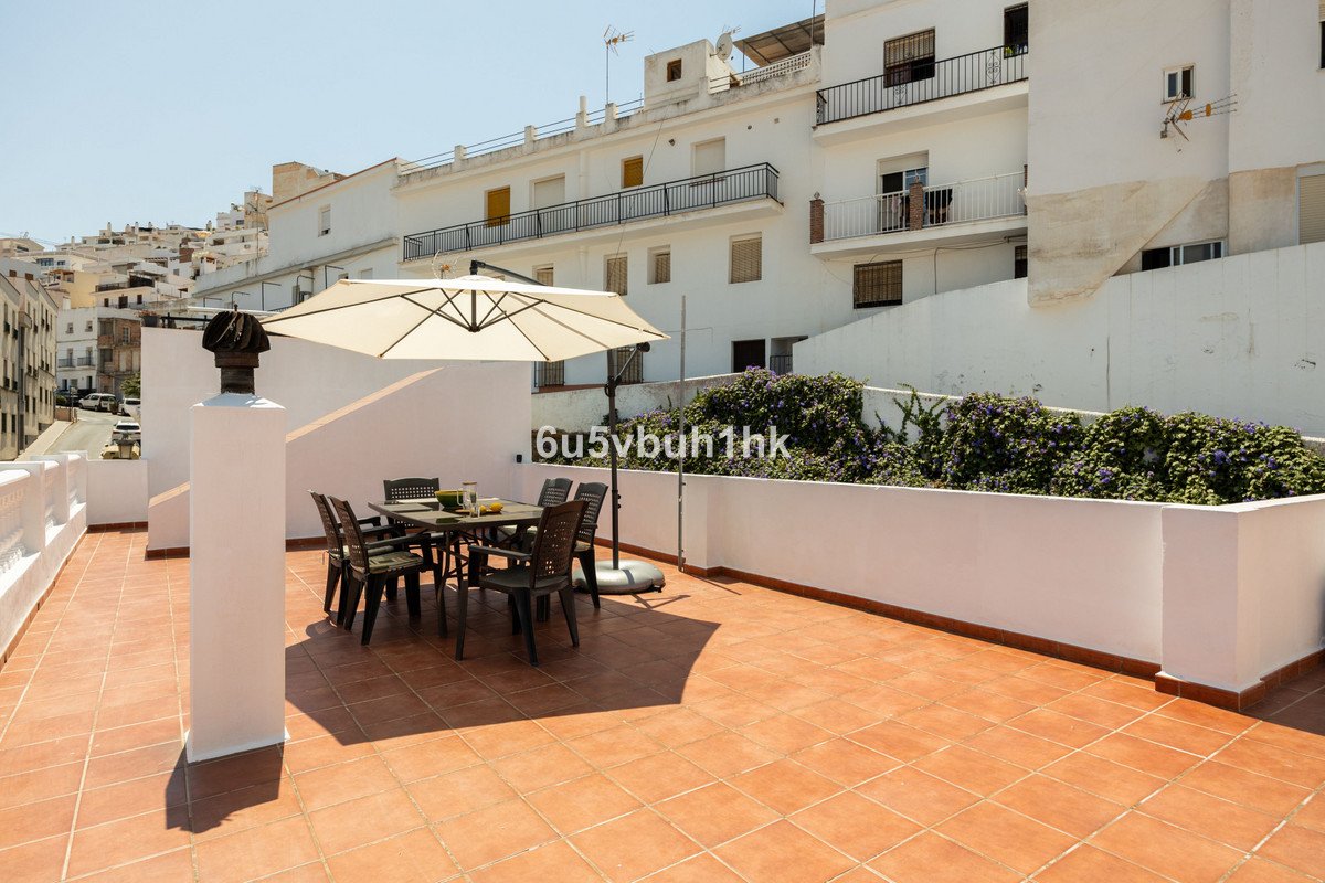 4 Bed Townhouse in La Herradura