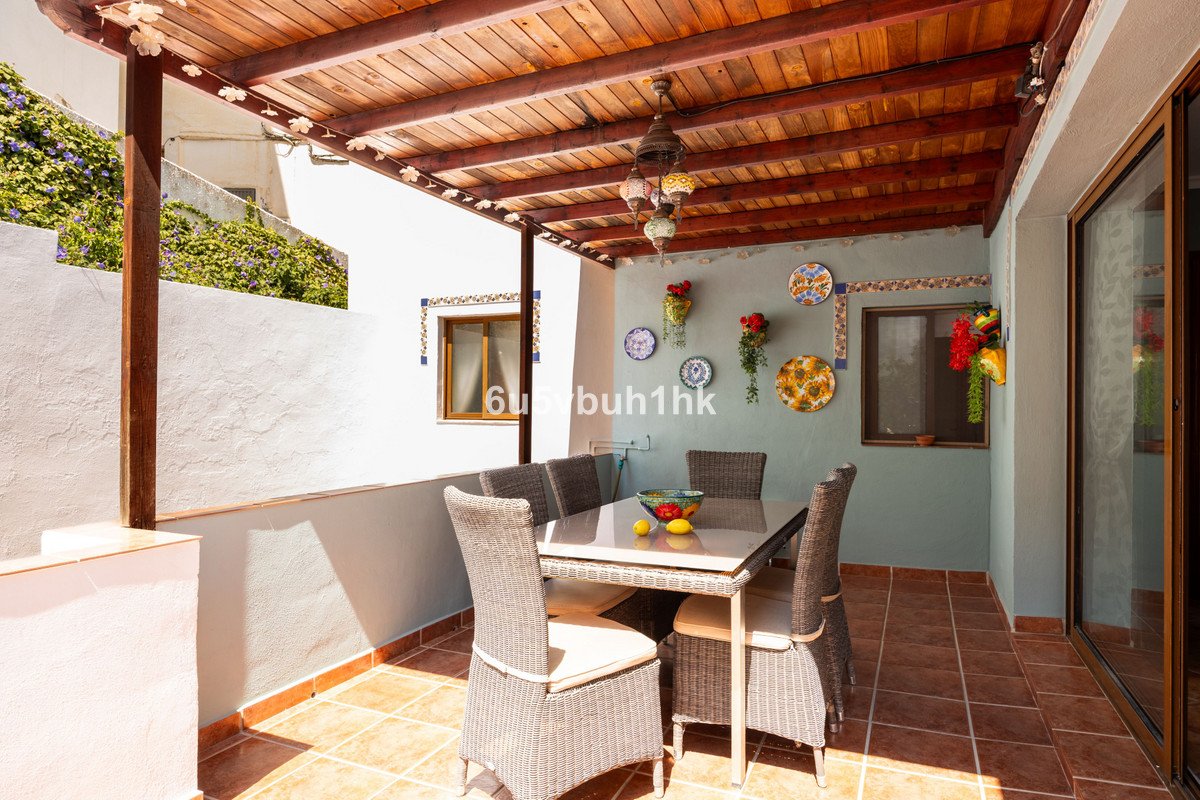 4 Bed Townhouse in La Herradura
