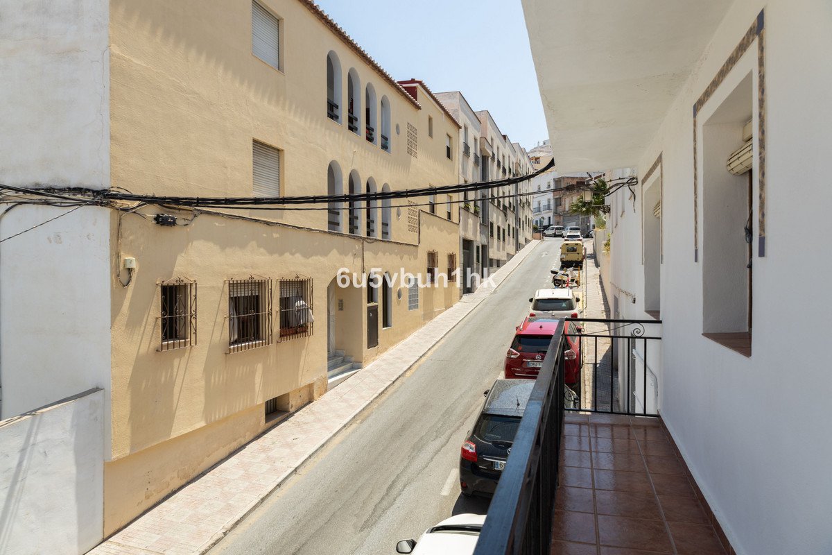 4 Bed Townhouse in La Herradura