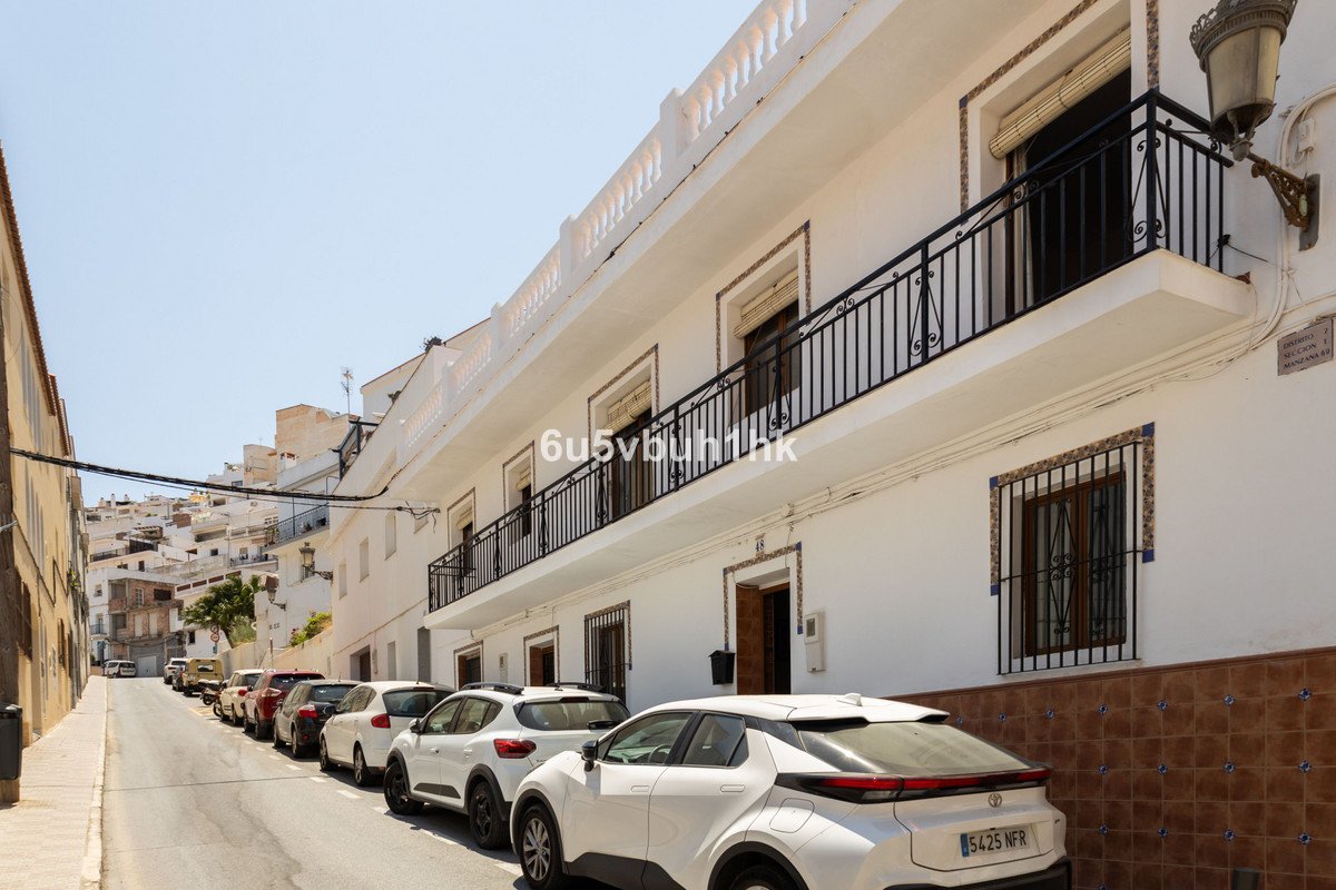 4 Bed Townhouse in La Herradura