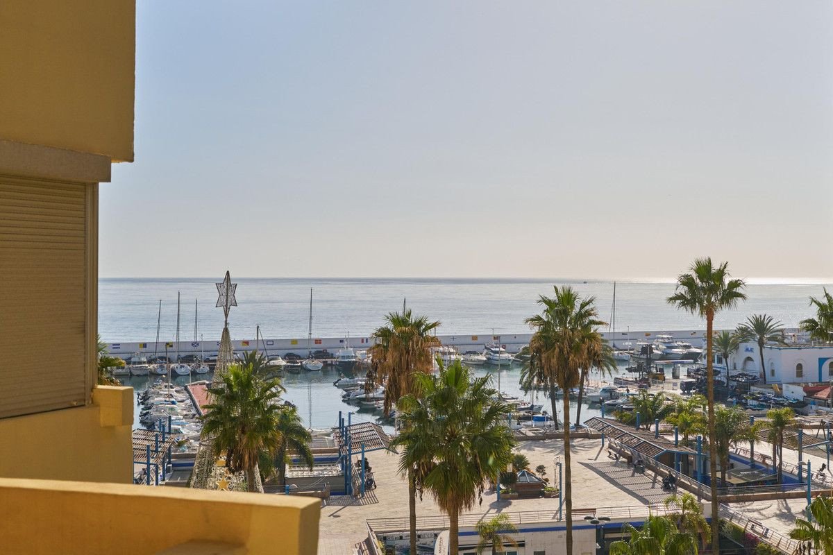 2 Bed Ground Floor Apartment in Marbella