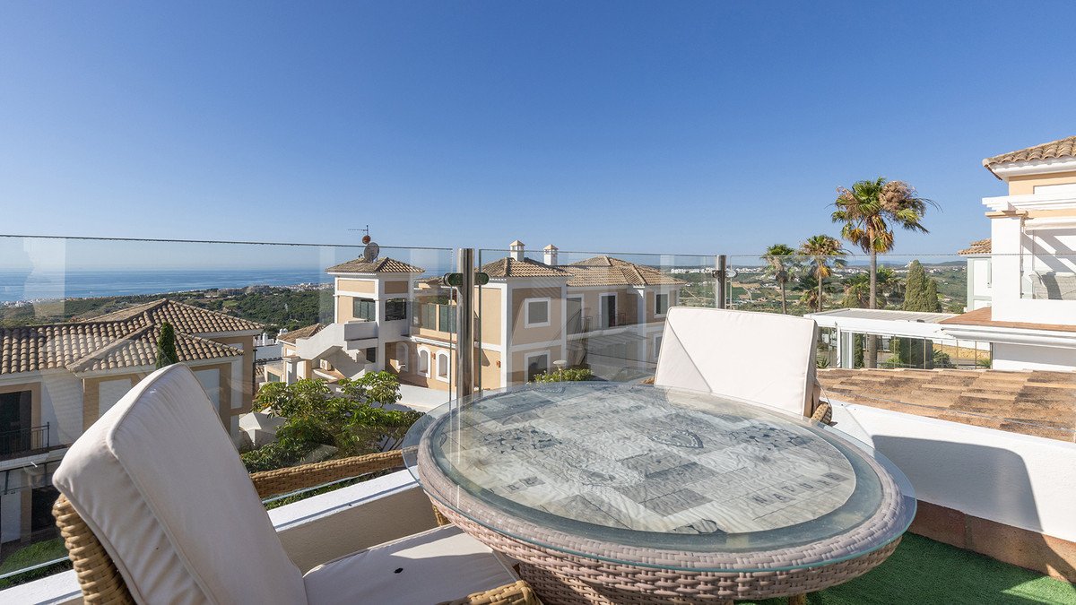 3 Bed Penthouse in Doña Julia