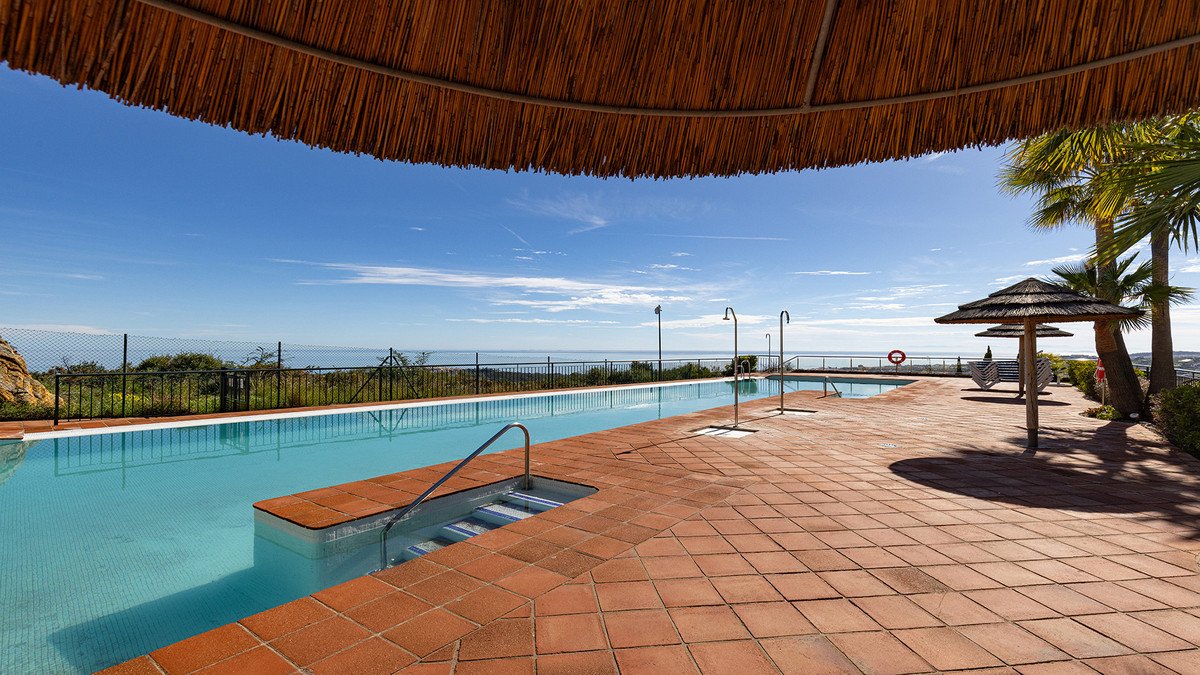 3 Bed Penthouse in Doña Julia