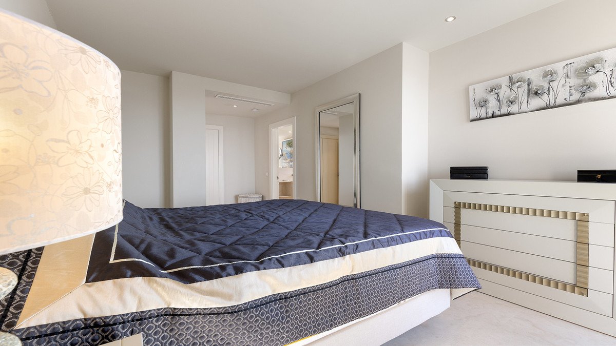 3 Bed Penthouse in Doña Julia